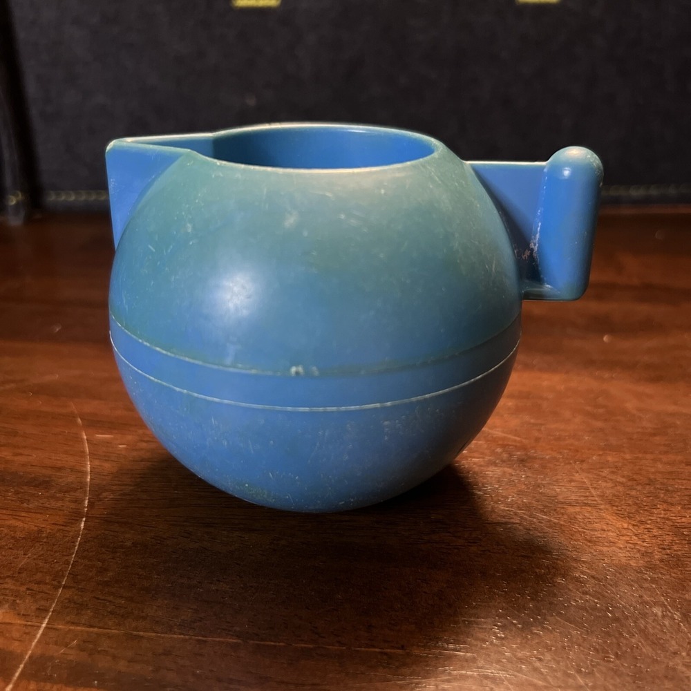 Vintage 1970's Fisher Price Jumbo Little People Tub Toys Blue Tea Cup